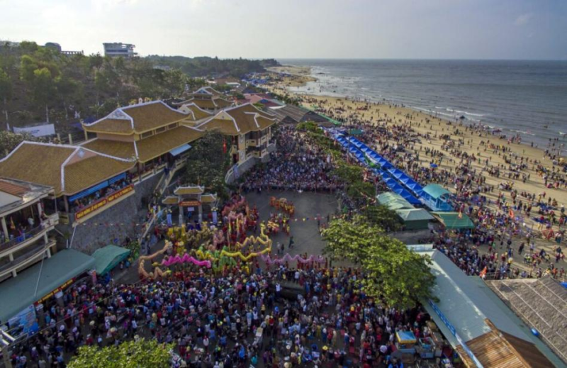 Lễ hội Dinh Cô Long Hải.
