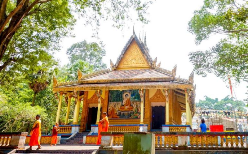  Kiến trúc độc đáo của Chùa Dơi