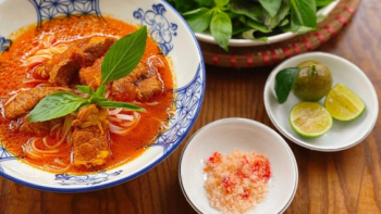 Hủ tiếu cà ri 